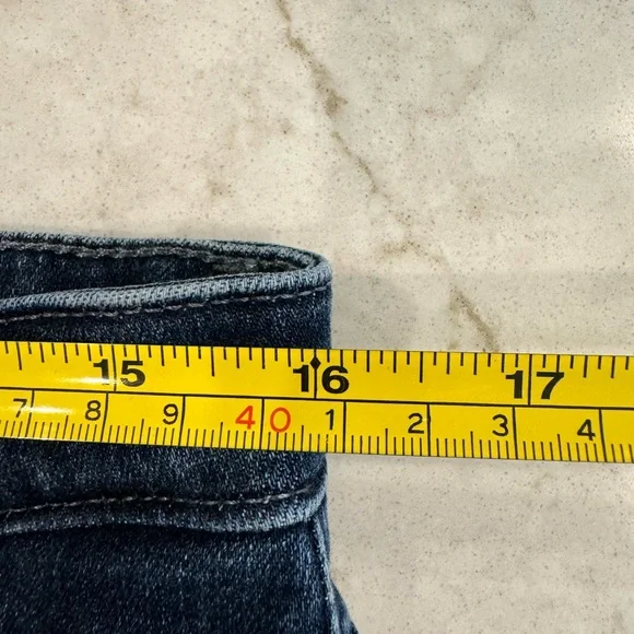 AG Cigarette Leg Prima Crop Jean Size 32 (XL, 14/16) - Picture 8 of 9